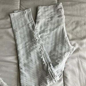 NWOT BBB Original Leggings Cinza